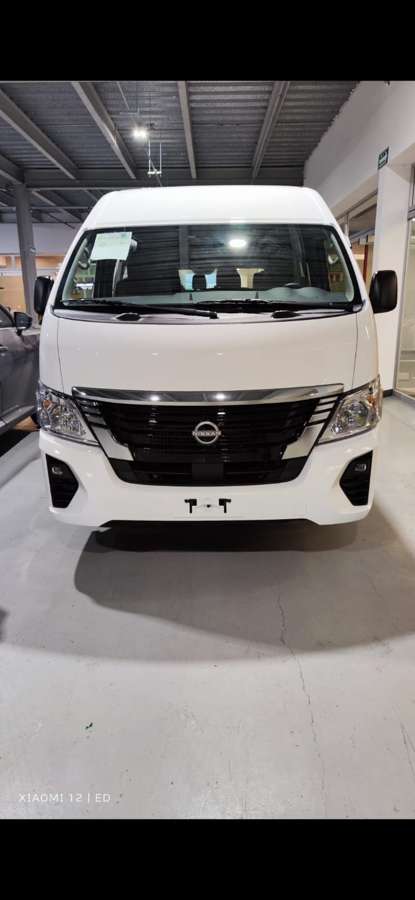 Nissan Urvan Arrendadora Inclusiva
