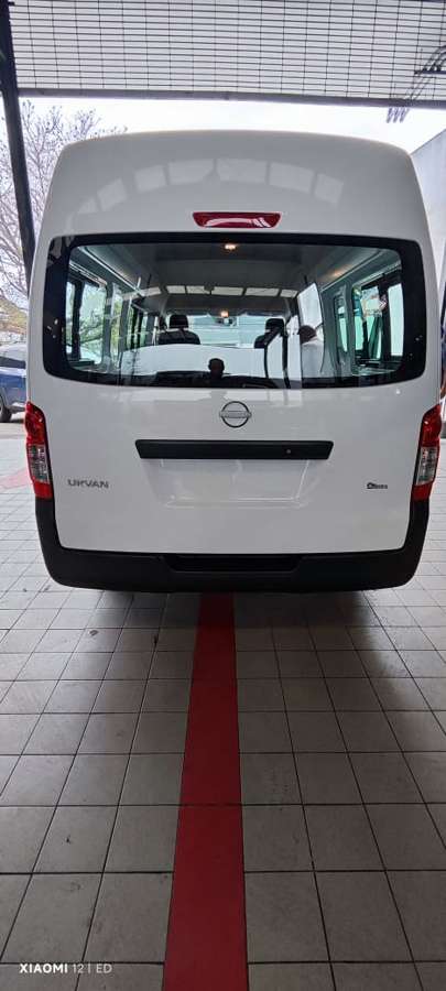 Nissan Urvan Arrendadora Inclusiva