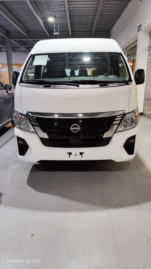 Nissan Urvan Arrendadora Inclusiva